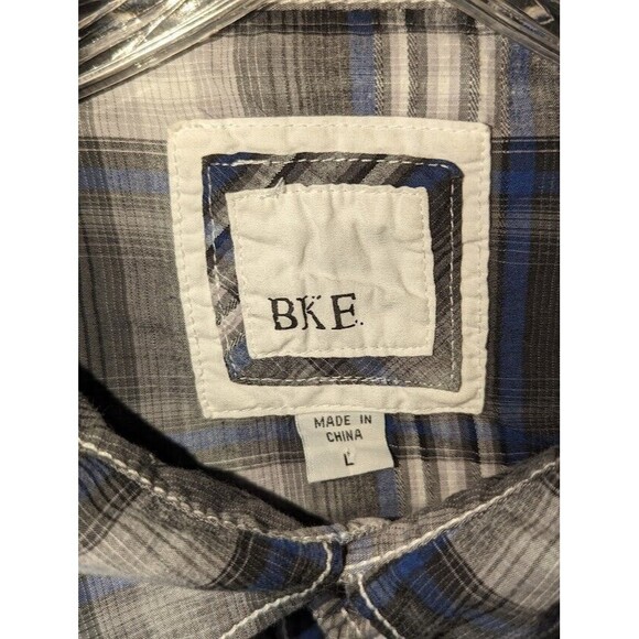 Men's BKE Blue/White Plaid Collared Button Up Short Sleeve Shirt Size Large - Picture 3 of 6
